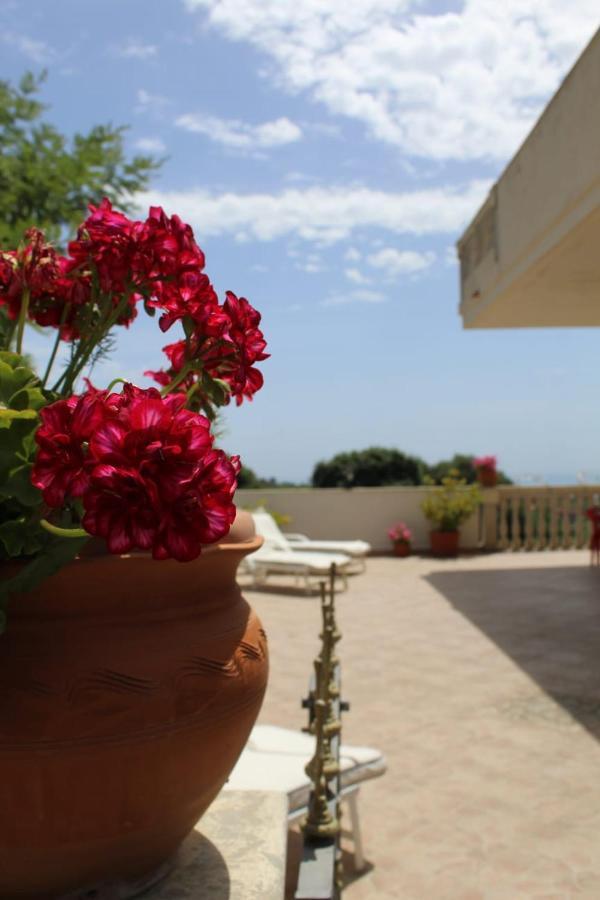 Il Belvedere Vicino Taormina Savoca Luaran gambar
